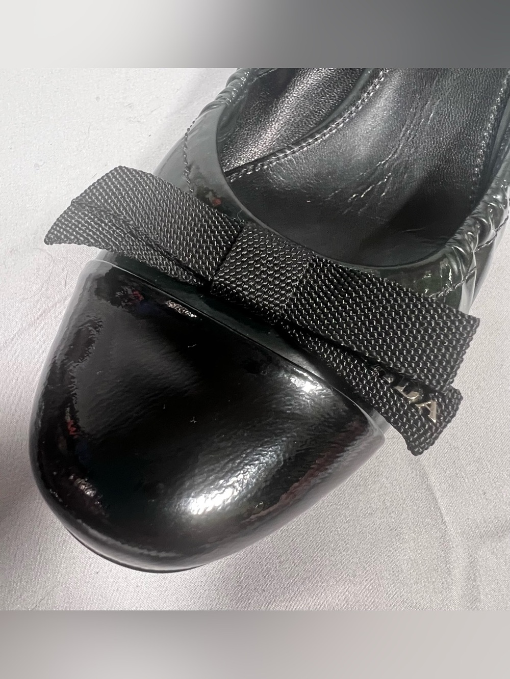 Prada Sport Vernice Baltico Patent Bow Pumps 315281 Size 39 - Picture 8 of 12